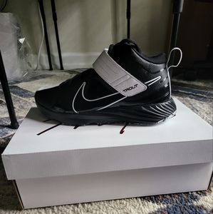 Nike Turf Shoes size 6